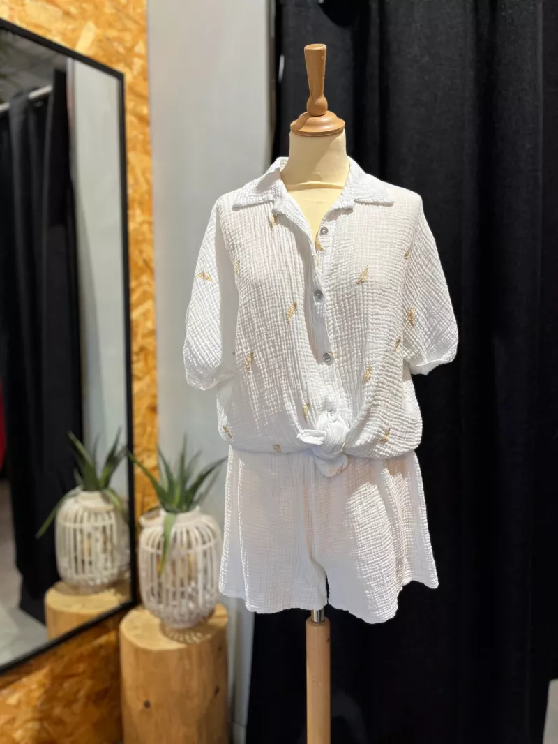 PLUME Ensemble short et chemise en gaz de coton blanc