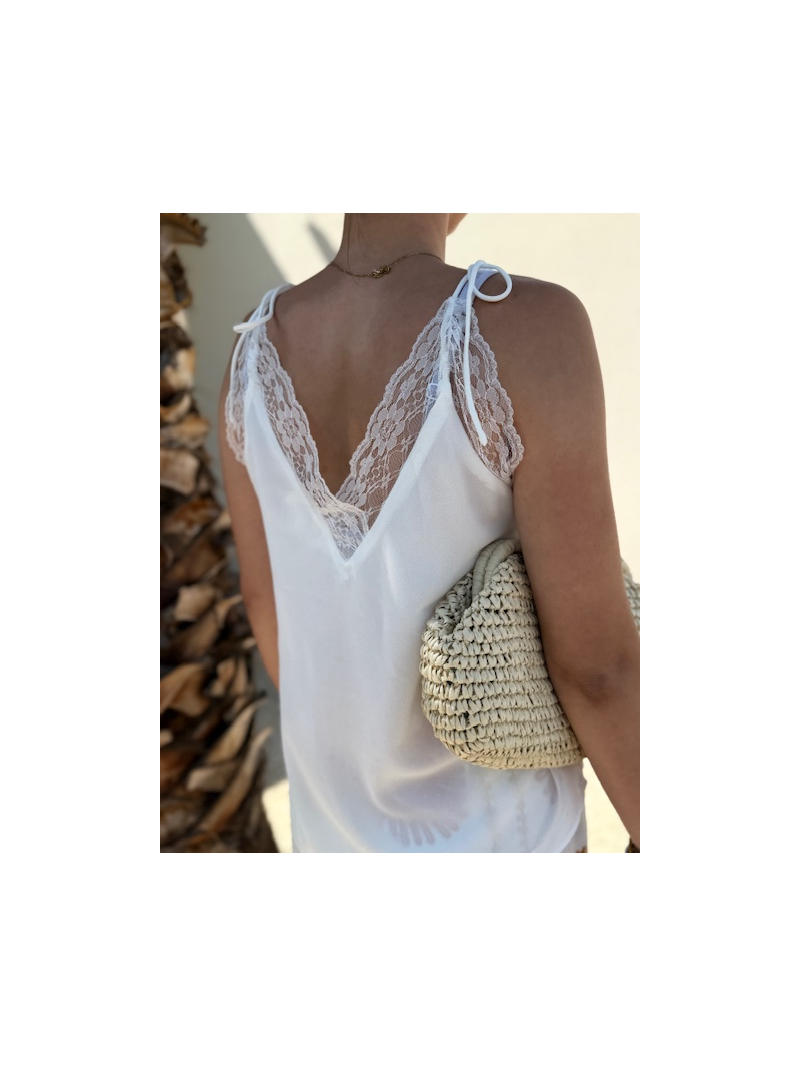 Top dentelle en V | 100% polyester élégant