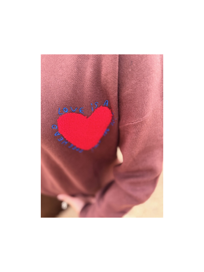 Pull Kiss – Style Casual & Tendance | Sud Access Pull Kiss – Style Casual & Tendance | Sud Access