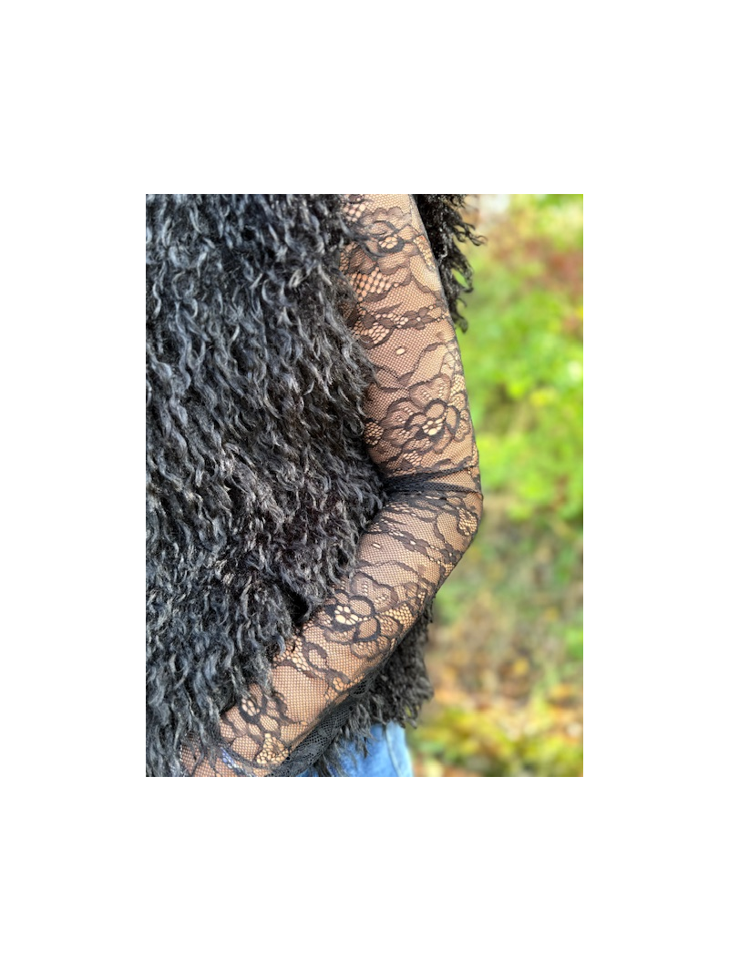 Top noir en dentelle – Taille unique & layering