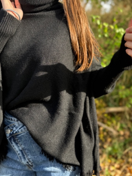 PONCHO Pull col roulé noir PONCHO Pull col roulé noir