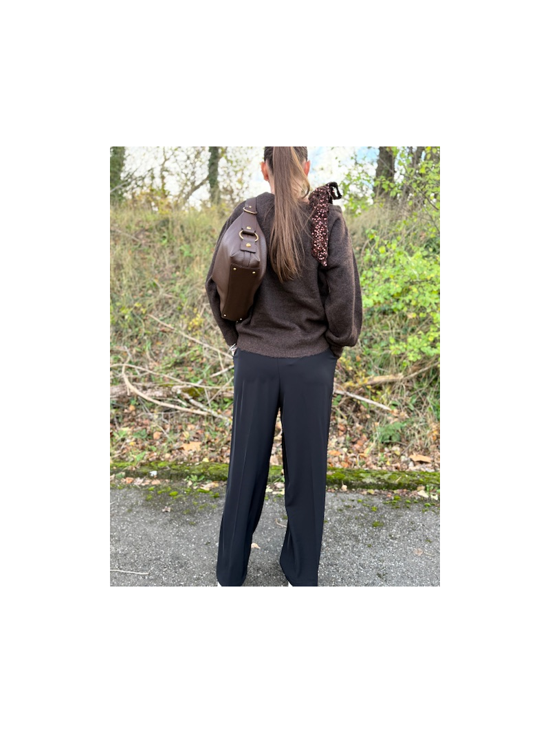 Pantalon noir fluide avec ceinture Pantalon noir fluide avec ceinture