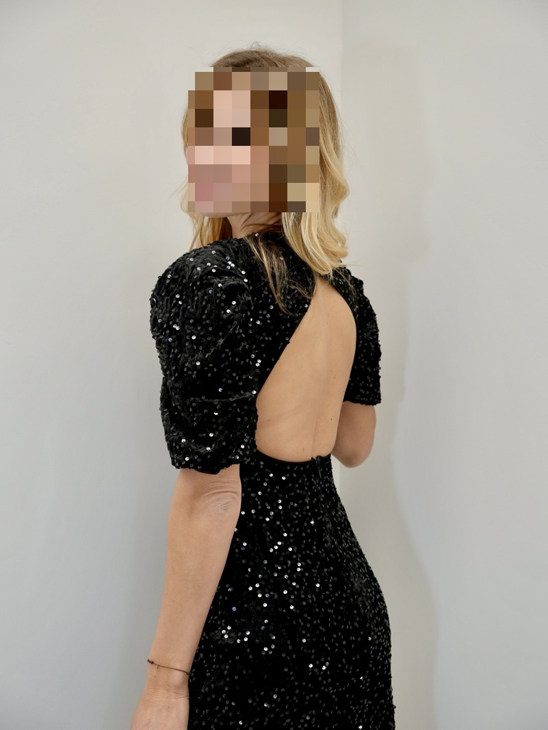 Robe SHINY coupe droite | Manches bouffantes & dos nu