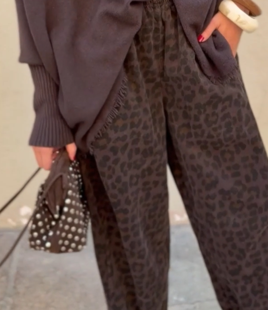 LÉO Pantalon ballon léopard LÉO Pantalon ballon léopard