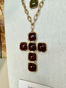 Sautoir croix en résine 45 cm | Élégant & tendance