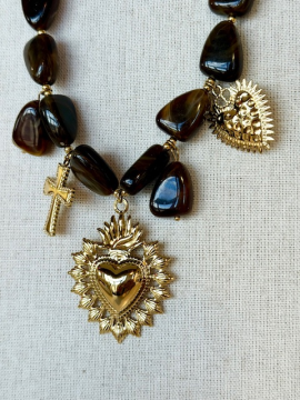 Collier résine breloques ex voto marron/doré | Acier inoxydable Collier résine breloques ex voto marron/doré | Acier inoxydable