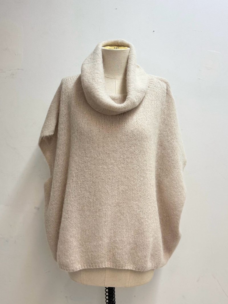 Pull Ginette oversize col roulé sans manches | Fabrication Italie