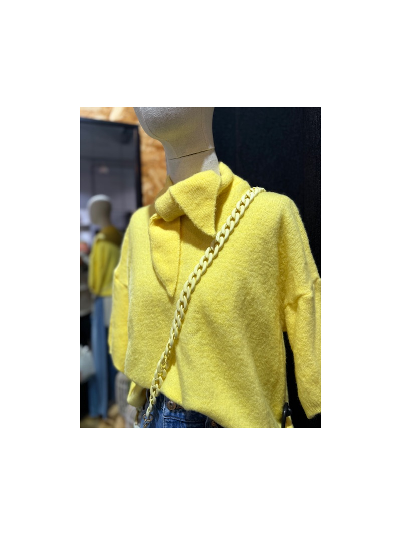 Pull Lucie jaune à manches courtes & col foulard | Sud Access Pull Lucie jaune à manches courtes & col foulard | Sud Access