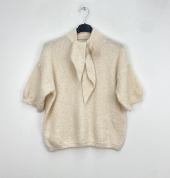 Pull Lucie blanc à manches courtes & col foulard | Sud Access