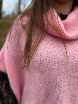 Pull Ginette oversize col roulé sans manches | Fabrication Italie Pull Ginette oversize col roulé sans manches | Fabrication Italie