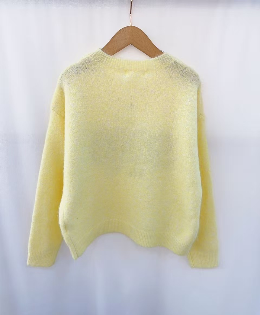 Pull jaune SOHO New York – Maille douce, détails boutons épaule | Sud Access