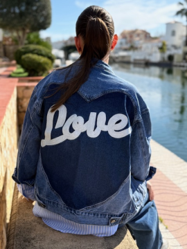 Veste denim CONOR – Cœur LOVE brodé, style oversize