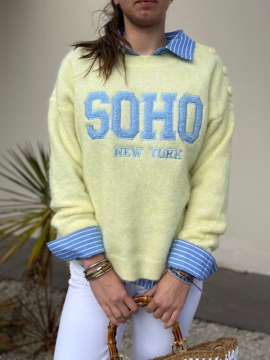 Pull jaune SOHO New York – Maille douce, détails boutons épaule | Sud Access