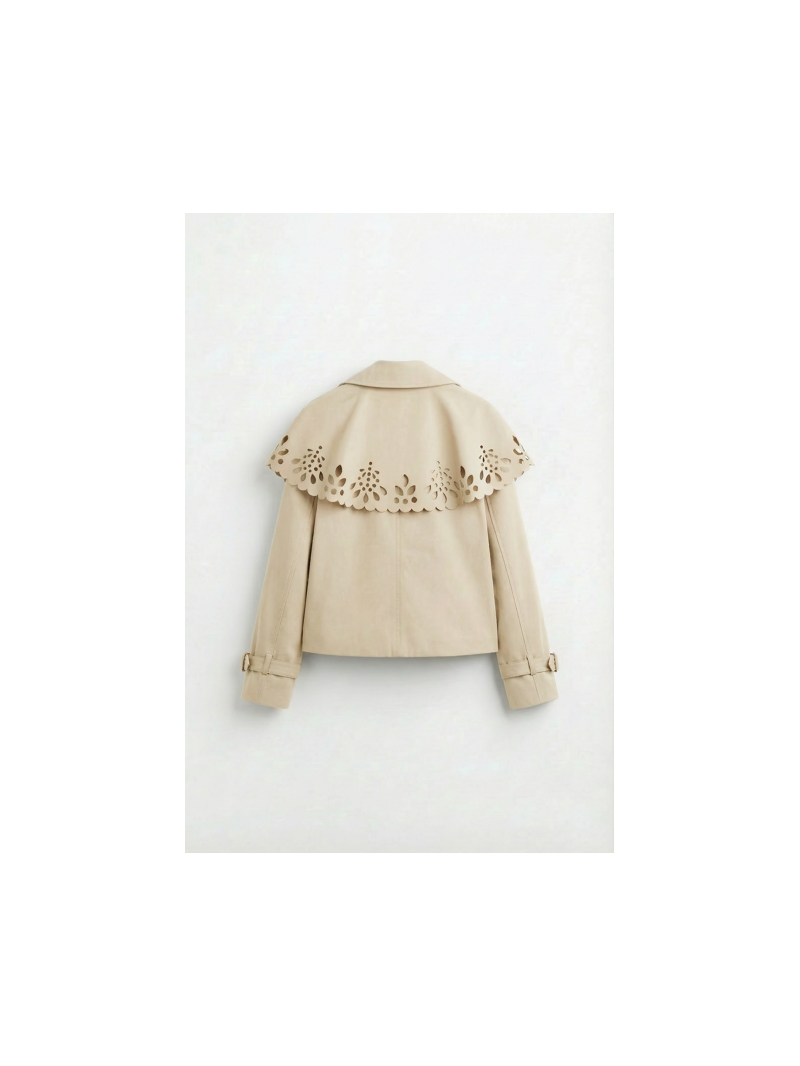 Trench Flore beige femme – Col floral ajouré & coupe élégante Trench Flore beige femme – Col floral ajouré & coupe élégante