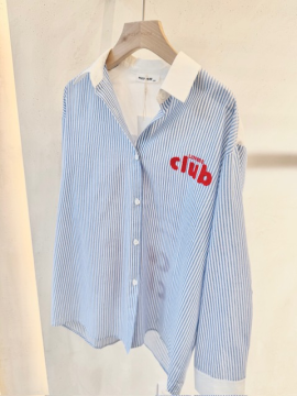 Chemise rayée ciel Café Club – Coupe élégante & style casual chic
