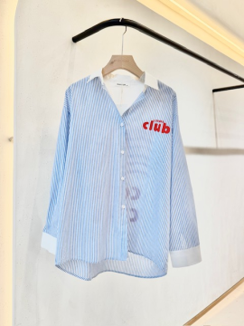 Chemise rayée ciel Café Club – Coupe élégante & style casual chic