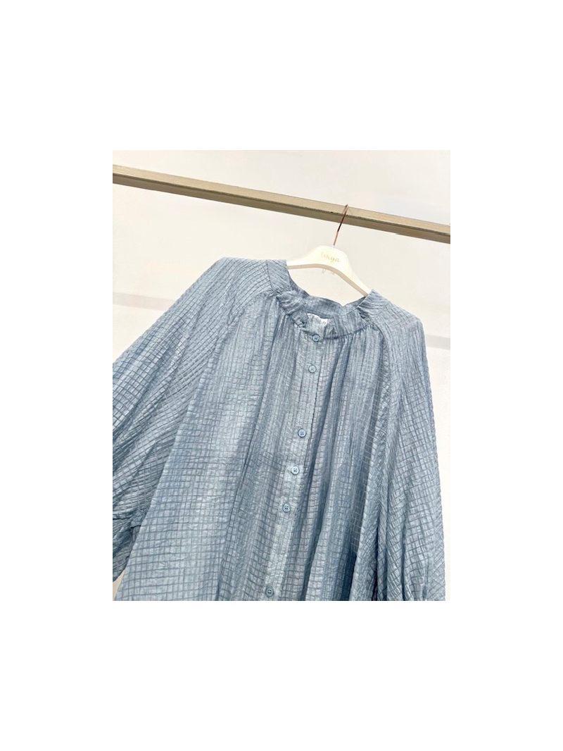 Blouse oversize bleu ciel manches bouffantes détail dos – femme tendance