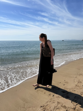 Robe Déesse noire dos nu détail cailloux – robe longue femme été