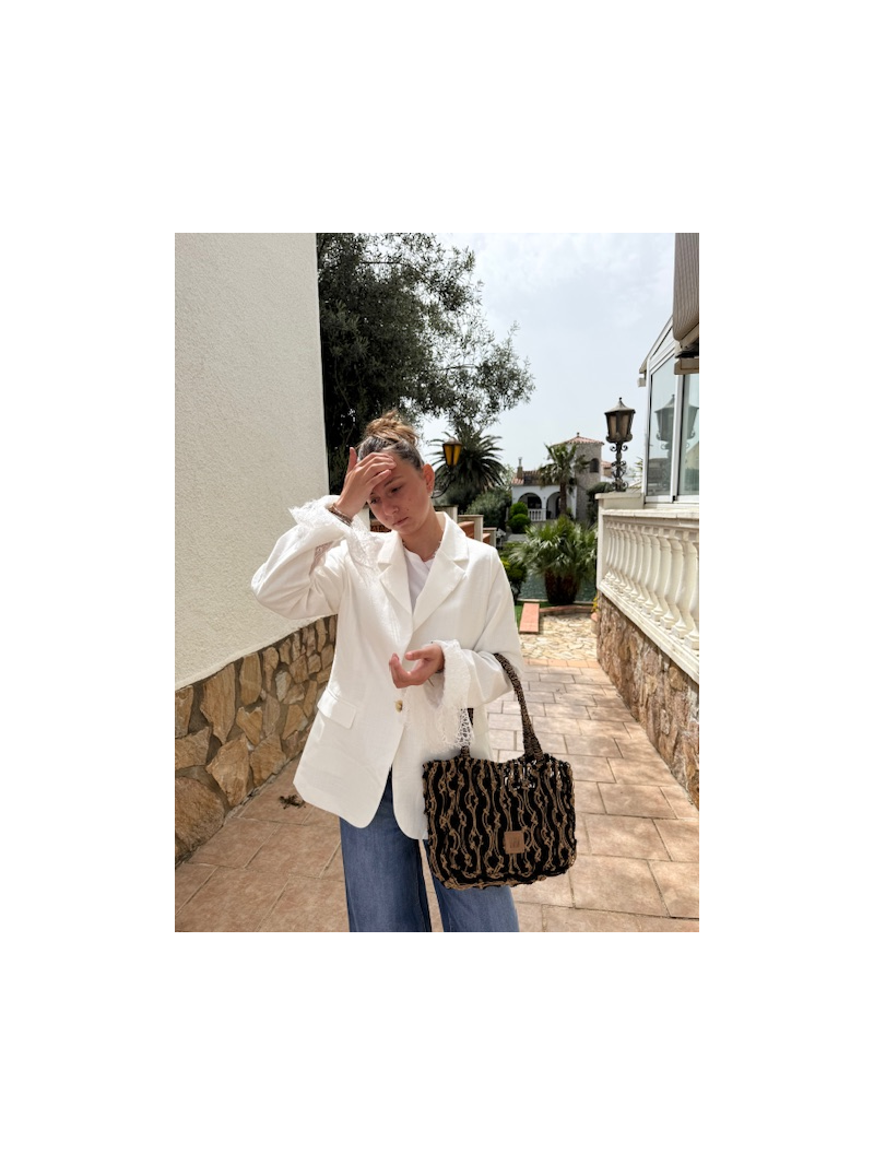 Blazer blanc Chloé avec finition dentelle – Élégant & féminin