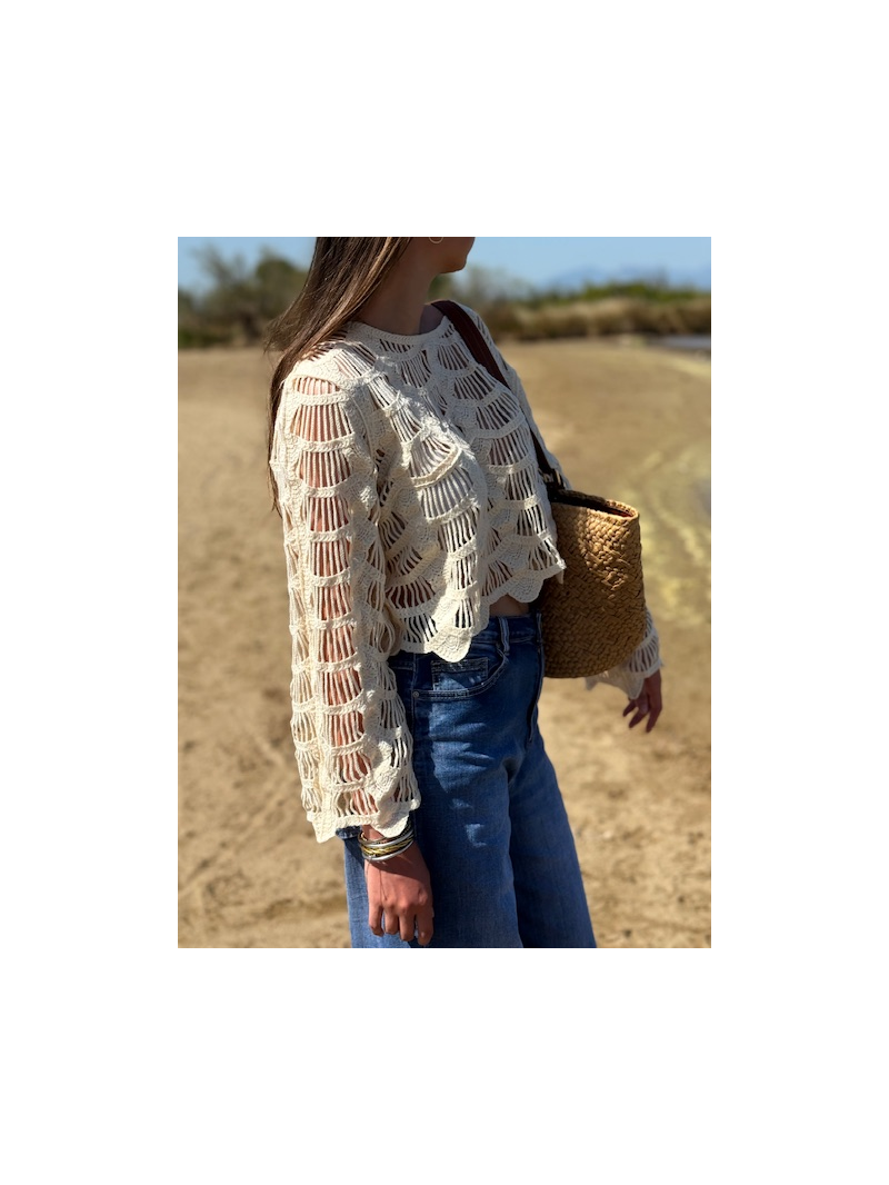 Top crochet écru court – Style bohème chic & tendance