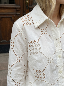 BRODERIE Veste blanche