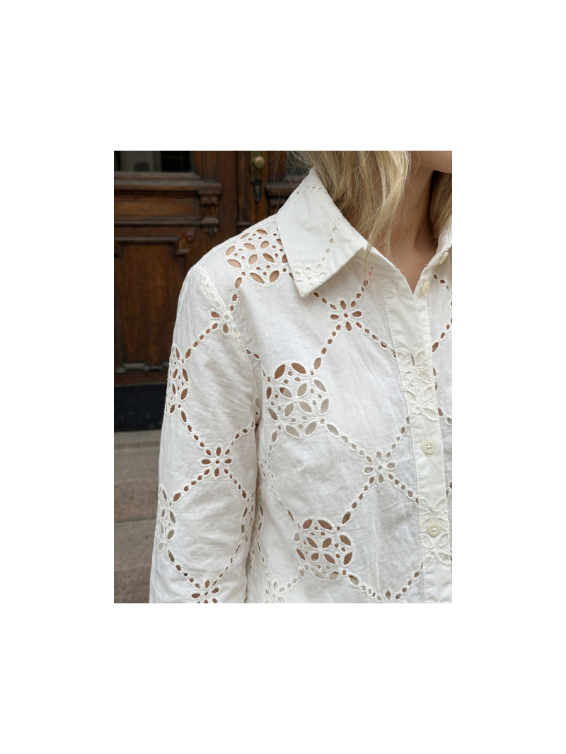 BRODERIE Veste blanche