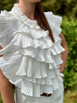 Top dos nu blanc à volants plissés Lovely – top femme élégant et tendance Top dos nu blanc à volants plissés Lovely – top femme élégant et tendance