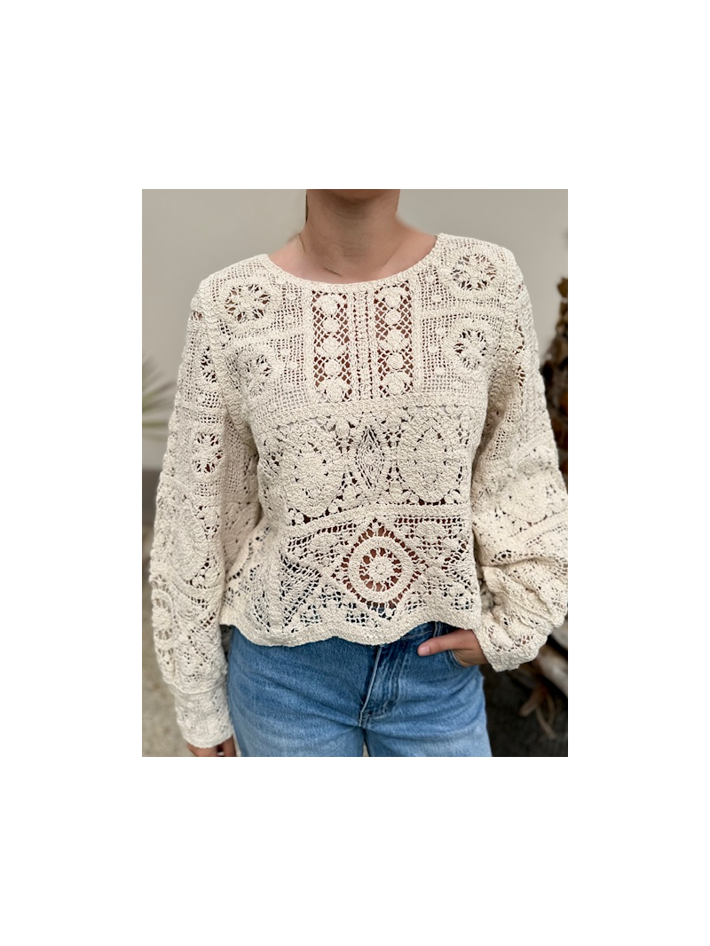 Top écru crochet manches longues boutonné | Sud Access Montélimar Top écru crochet manches longues boutonné | Sud Access Montélimar