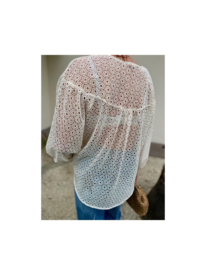 Blouse BOHO écrue crochet manches longues | Sud Access Montélimar