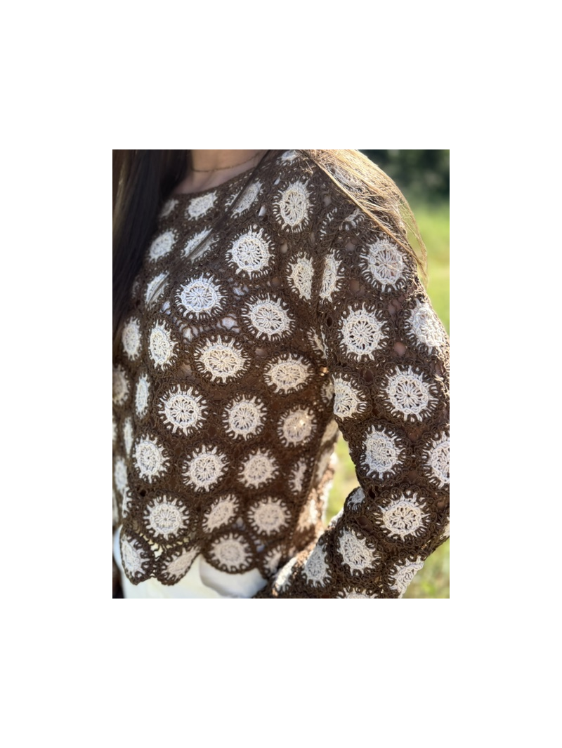Top crochet femme chocolat écru – Top crop bohème manches évasées | Sud Access Top crochet femme chocolat écru – Top crop bohème manches évasées | Sud Access