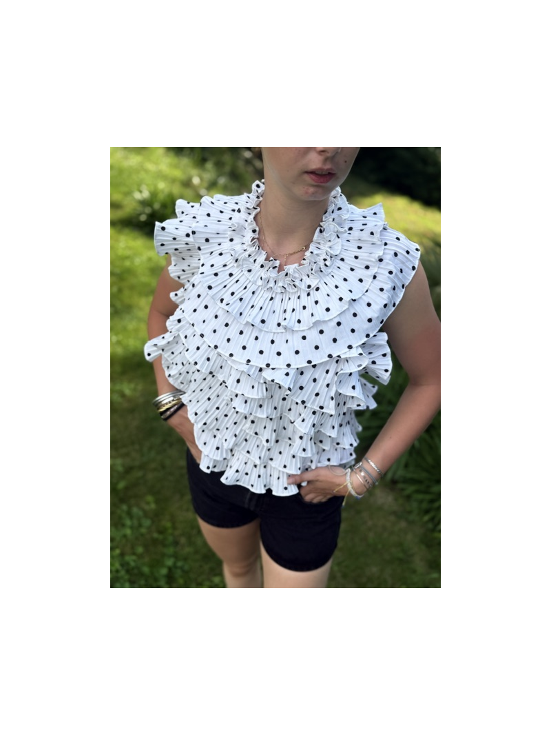 Top dos nu blanc à petit pois noir à volants plissés Lovely – top femme élégant et tendance