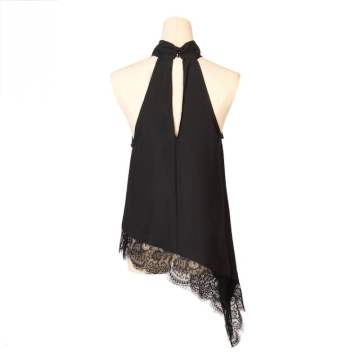 Top satin noir asymétrique dentelle – Top col montant femme tendance Top satin noir asymétrique dentelle – Top col montant femme tendance