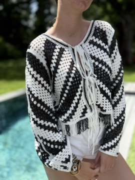 Gilet Crochet Noir & Écru Femme Bohème Chic | Sud Access Montélimar