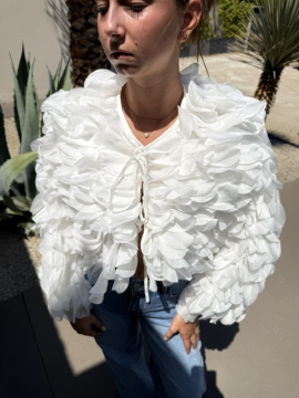 Veste Pétale boléro écru femme | Veste à volants élégante | Sud Access