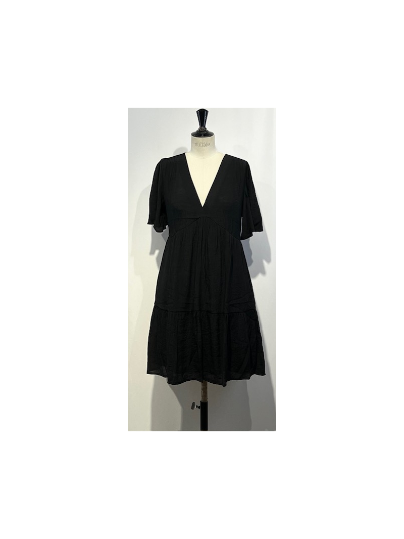 Robe noire en voile de coton fluide et légère | Sud Access Robe noire en voile de coton fluide et légère | Sud Access
