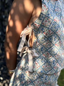 Top débardeur fleuri femme à nouer sur les côtés | Bohème chic