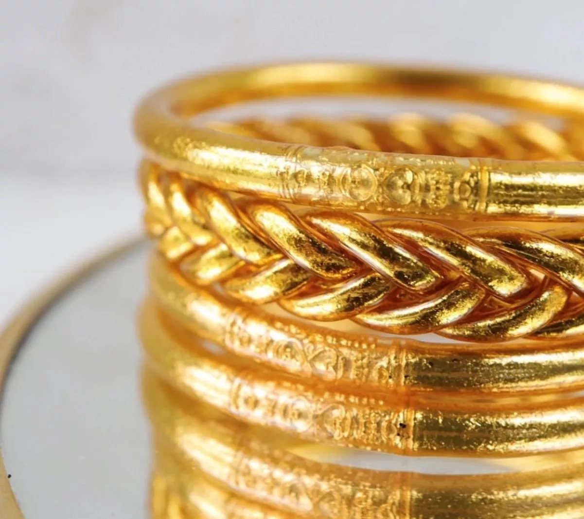 BOUDDHISTE  Jonc doré clair