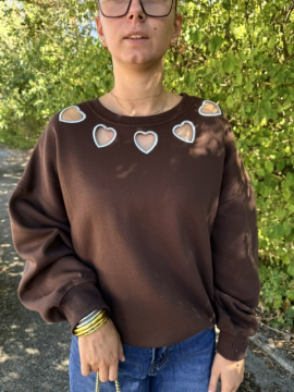Sweat Cœur Chocolat Femme Col Rond Ajouré | Sud Access