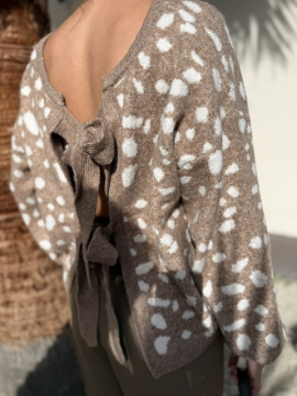 Pull Bambi femme – Motif animalier et nœuds au dos | Sud Access